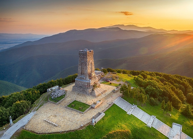 Кога да е Националният празник на България?