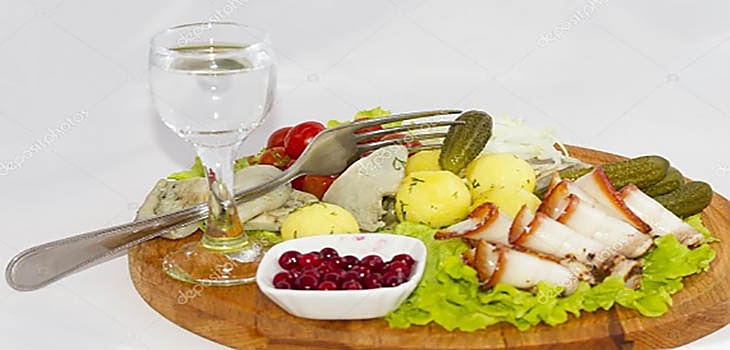Концентриран алкохол и храна