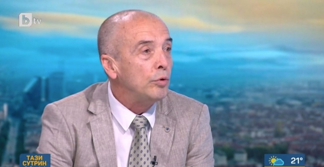 Доц. Мангъров: Играта на тестове продължава! Абсурдно е!