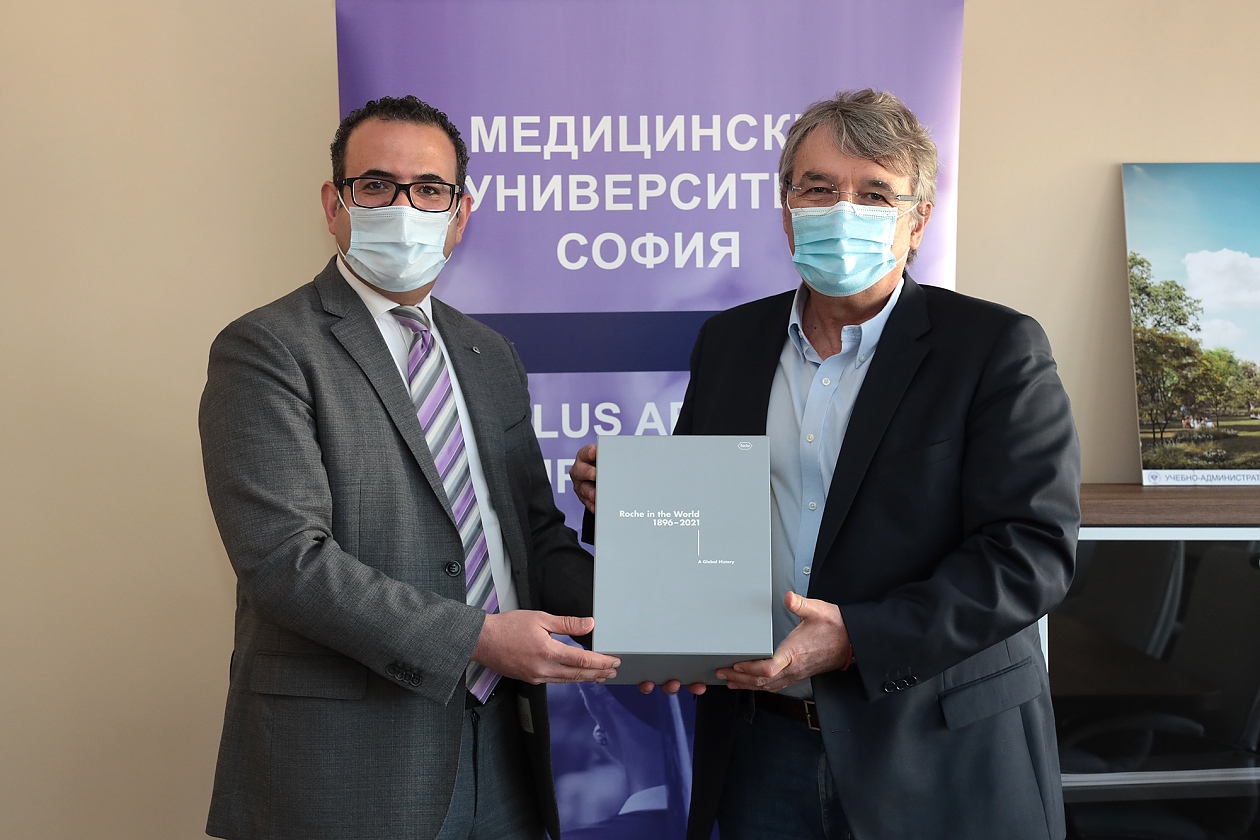 Медицински университет-София получи е-книги и творческа стая