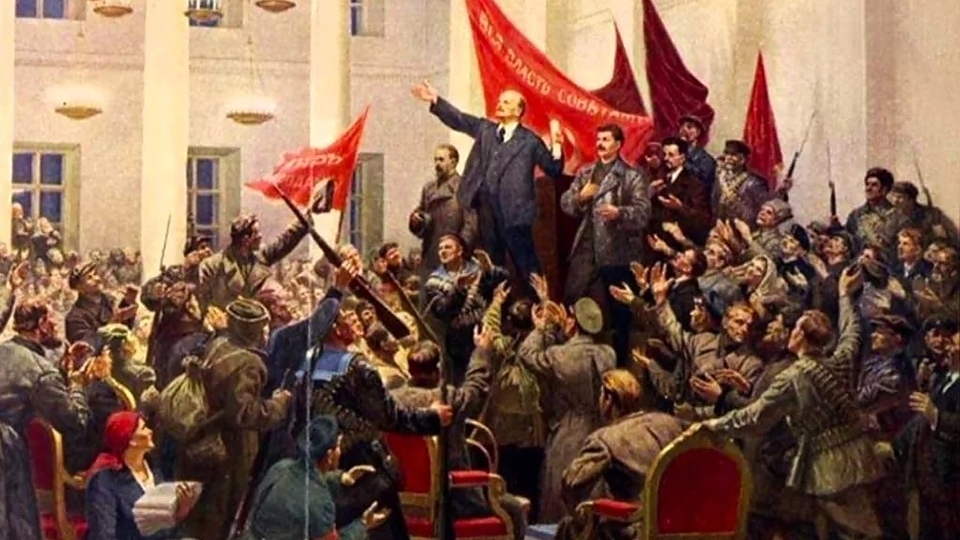 7 ноември, Октомврийска революция
