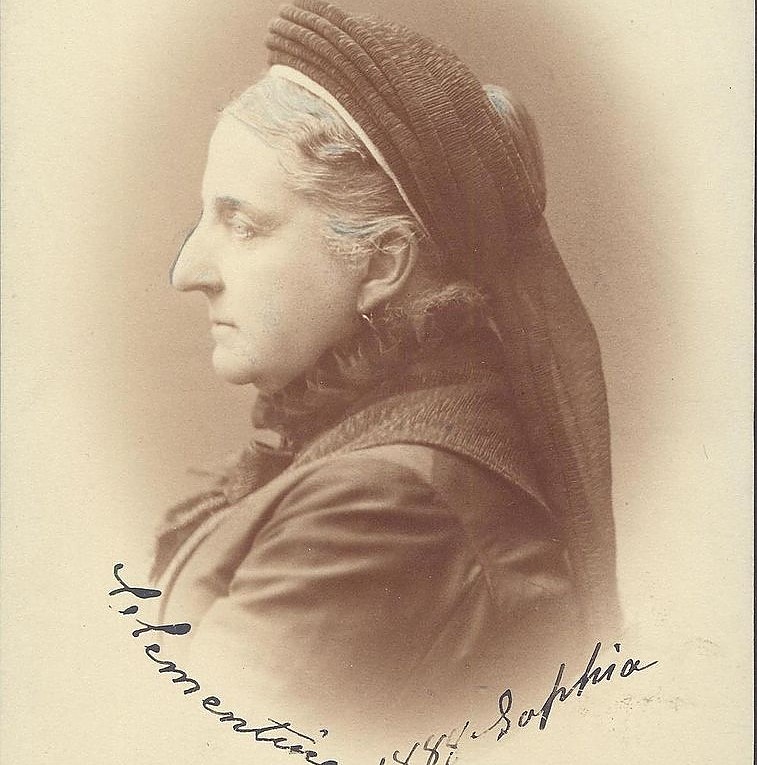 Бившата Пета МБАЛ, открита през 1891 г., е кръстена на княгиня Клементина.