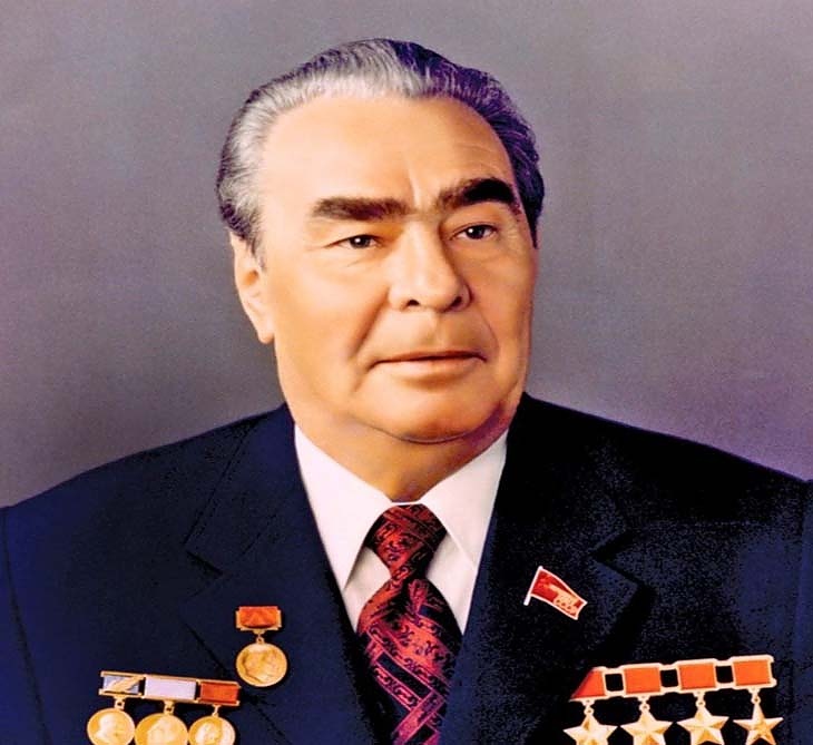 Единствено Брежнев е три пъти