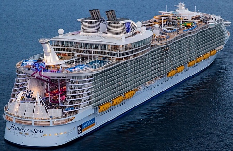 Harmony of the Seas Круизен кораб Хармония на моретата