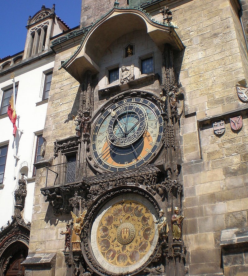 Знаете ли къде е най-старият астрономичен часовник в света?