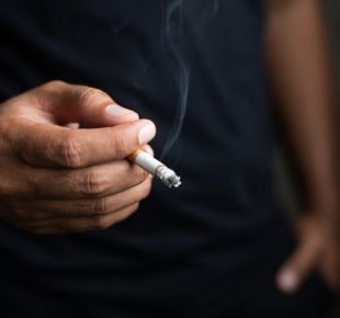 Лекарите съветват англичаните да заменят цигарите с вейпинг